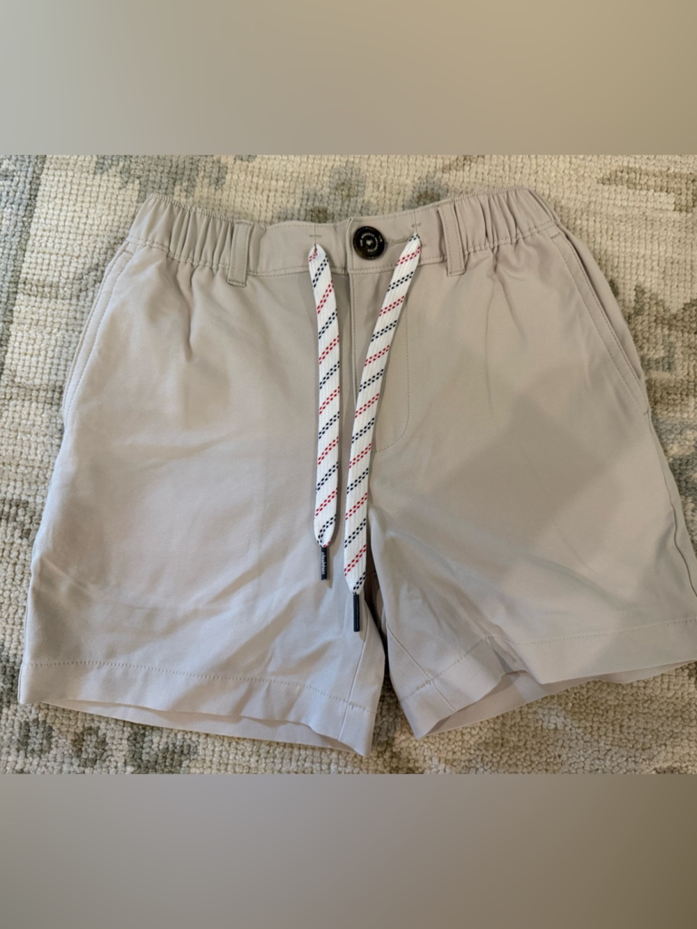 chubbies boys khaki shorts